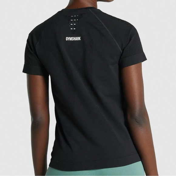 GYMSHARK Energy Seamless Black Short Sleeve T- Shirt Size M - Picture 2 of 10